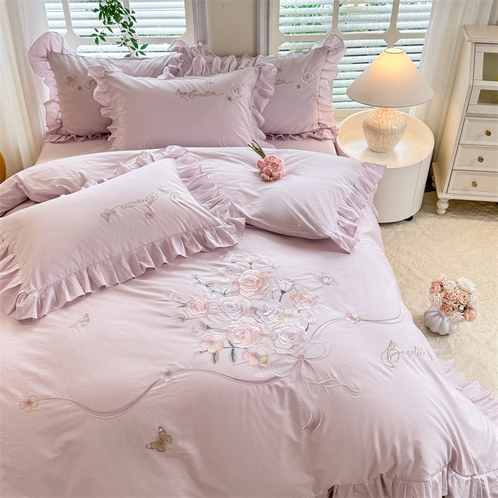 91家纺网 家纺一手货源 找家纺 绒棉世家 2025新款韩版贴布绣刺绣四件套-花蔓 花蔓-雅紫