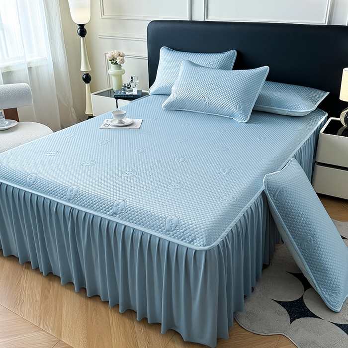 91家纺网 家纺一手货源 找家纺 （总）卡罗兰 2025新款豆豆凉席小冰熊床裙床笠款