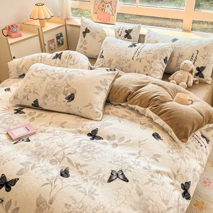 91家纺网 家纺一手货源 找家纺 （总）鸿森林 2025新款蝴蝶牛奶绒印花四件套