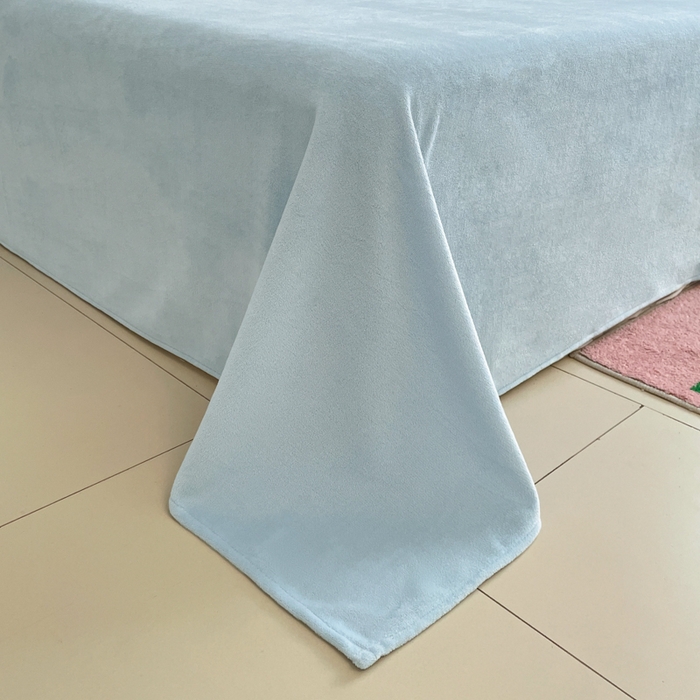 91家纺网 家纺一手货源 找家纺 鸿森林 2025新款牛奶绒大版数码印花喜羊羊与灰太狼系列四件套 梦想小羊