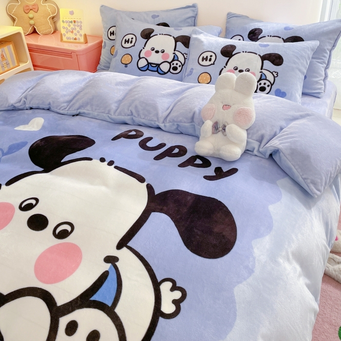 91家纺网 家纺一手货源 找家纺 鸿森林 2025新款牛奶绒大版数码印花轻奢风系列四件套 奶油狗