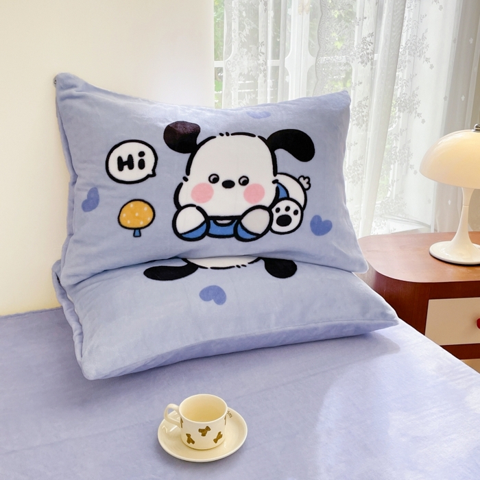 91家纺网 家纺一手货源 找家纺 鸿森林 2025新款牛奶绒大版数码印花轻奢风系列四件套 奶油狗