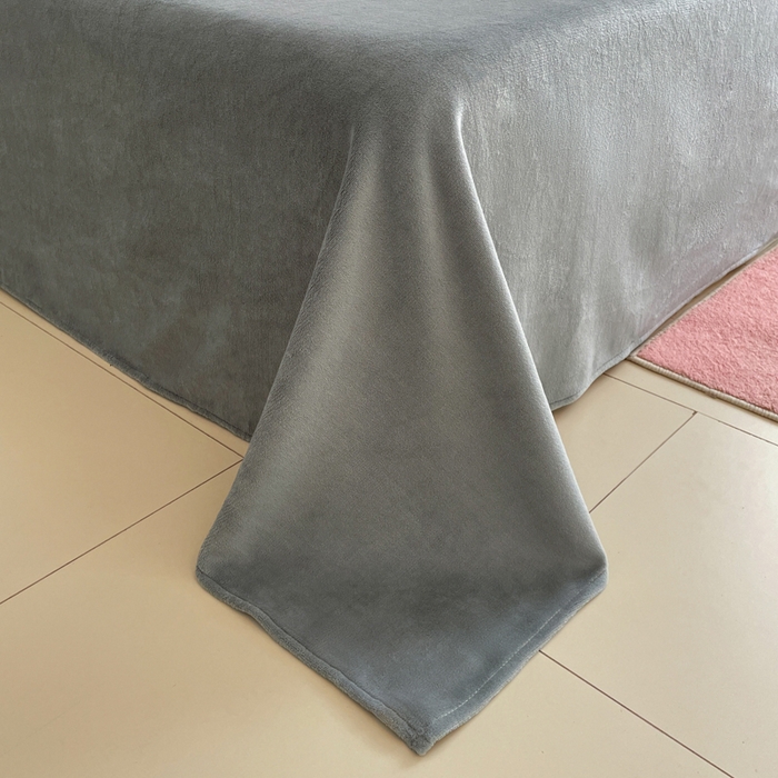 91家纺网 家纺一手货源 找家纺 鸿森林 2025新款牛奶绒大版数码印花喜羊羊与灰太狼系列四件套 铁杆萌友