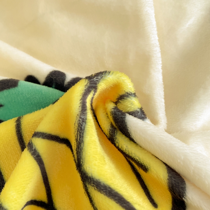 91家纺网 家纺一手货源 找家纺 鸿森林 2025新款牛奶绒大版数码印花喜羊羊与灰太狼系列四件套 铁杆萌友