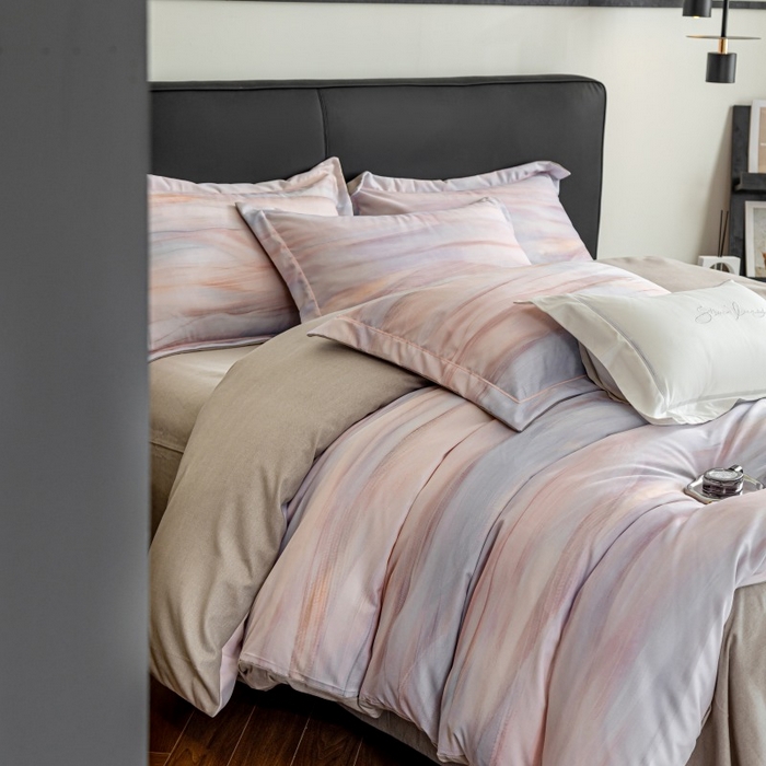 91家纺网 家纺一手货源 找家纺 鸿森林 2025新款全棉纯棉磨毛印花四件套 律动-粉