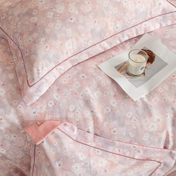 91家纺网 家纺一手货源 找家纺 鸿森林 2025新款全棉纯棉磨毛印花四件套 落樱-粉