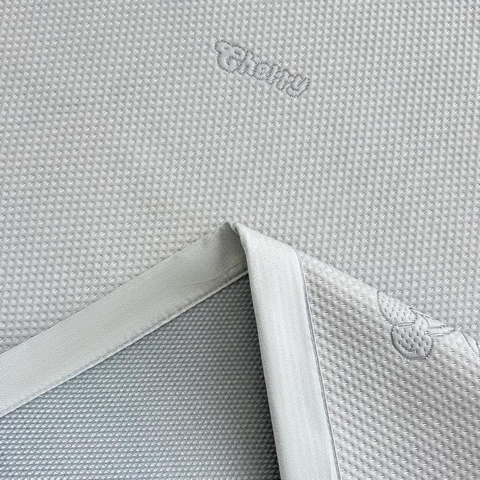 91家纺网 家纺一手货源 找家纺 畅畅家纺 2025新款A类PE提花软席凉感冰豆豆凉席三件套 夏日樱桃-灰