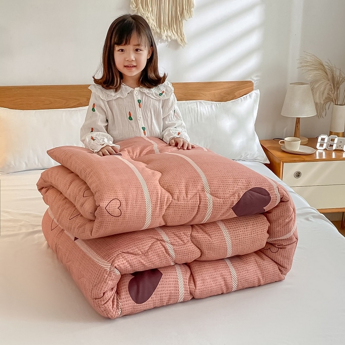 91家纺网 家纺一手货源 找家纺 （总）U被家纺 2025新款仿棉印花冬被童模图