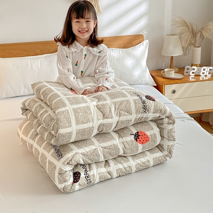 91家纺网 家纺一手货源 找家纺 （总）U被家纺 2025新款仿棉印花冬被童模图