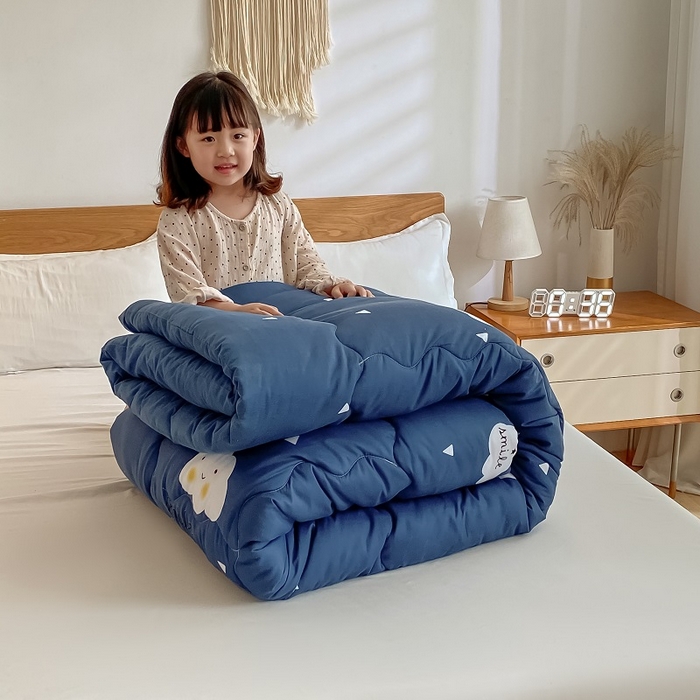 91家纺网 家纺一手货源 找家纺 （总）U被家纺 2025新款仿棉印花冬被童模图