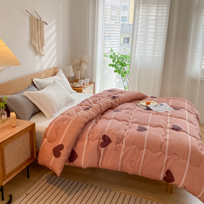 91家纺网 家纺一手货源 找家纺 （总）U被家纺 2025新款仿棉印花冬被童模图