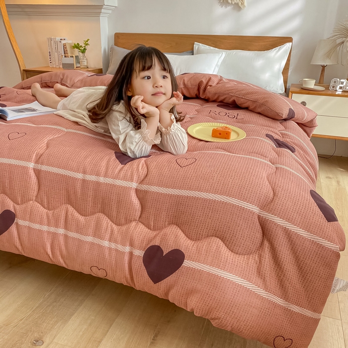 91家纺网 家纺一手货源 找家纺 （总）U被家纺 2025新款仿棉印花冬被童模图