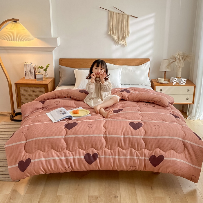 91家纺网 家纺一手货源 找家纺 （总）U被家纺 2025新款仿棉印花冬被童模图