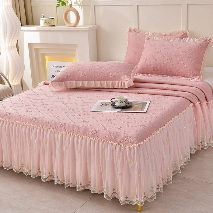 91家纺网 家纺一手货源 找家纺 （总）畅畅家纺 2025新款网红爆款夏季立体冰豆豆凉席床裙款三件套