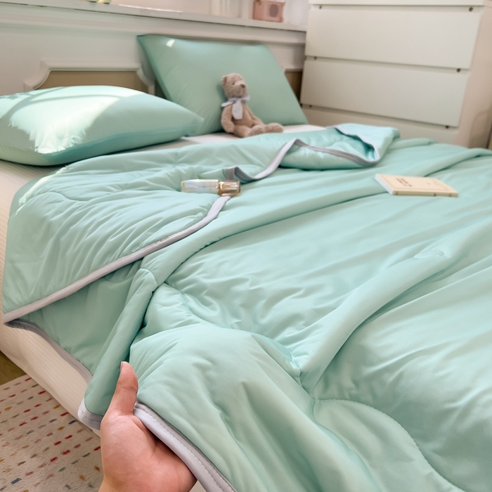91家纺网 家纺一手货源 找家纺 （总）鸿森林 2025新款纯色凉感丝包边夏被空调被