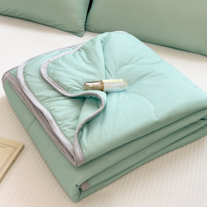 91家纺网 家纺一手货源 找家纺 （总）鸿森林 2025新款纯色凉感丝包边夏被空调被