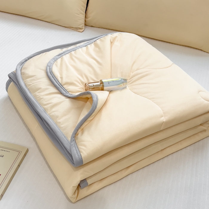 91家纺网 家纺一手货源 找家纺 （总）鸿森林 2025新款纯色凉感丝包边夏被空调被