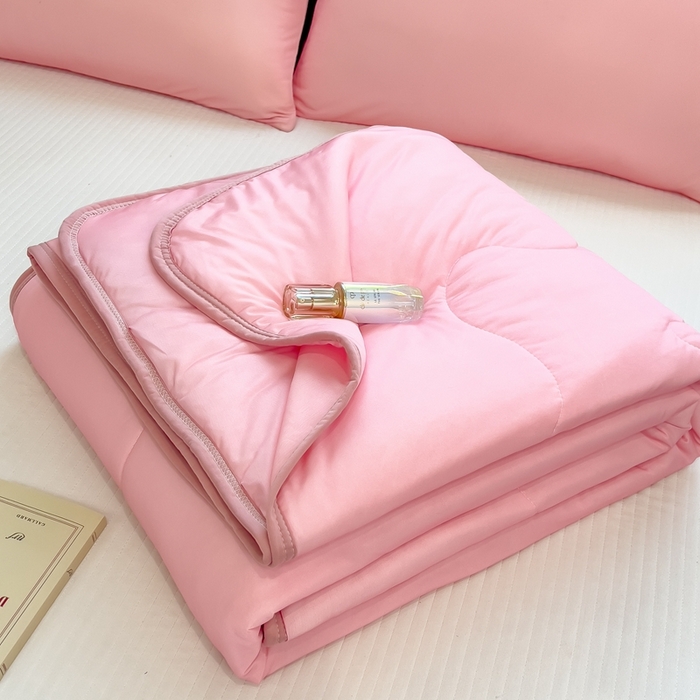 91家纺网 家纺一手货源 找家纺 （总）鸿森林 2025新款纯色凉感丝包边夏被空调被