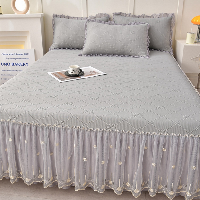 91家纺网 家纺一手货源 找家纺 畅畅家纺 2025新款网红爆款夏季立体冰豆豆凉席床裙款三件套 爱心-灰