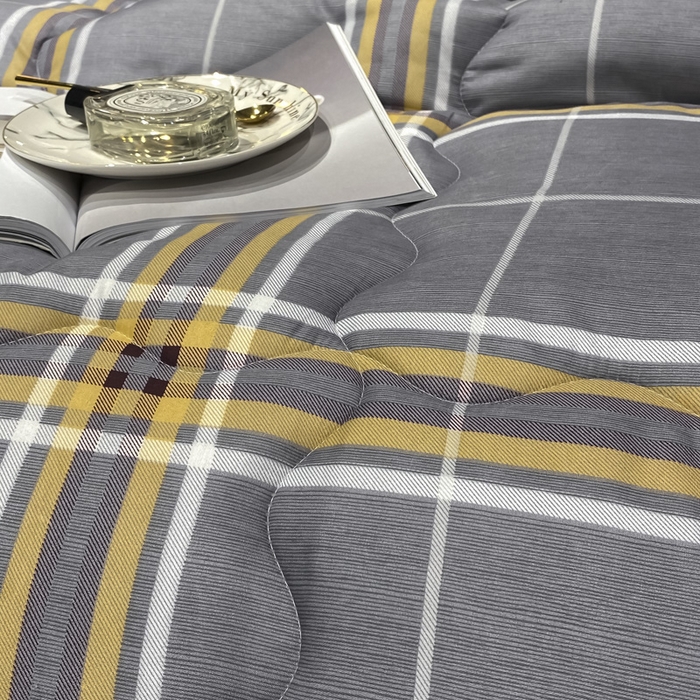 91家纺网 家纺一手货源 找家纺 （总）U被家纺 2025新款仿棉印花冬被实拍图