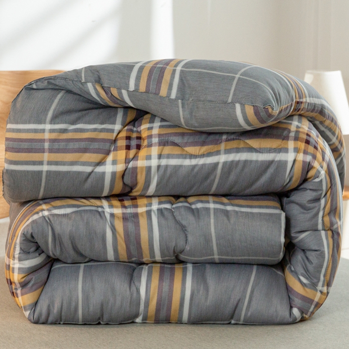 91家纺网 家纺一手货源 找家纺 （总）U被家纺 2025新款仿棉印花冬被实拍图