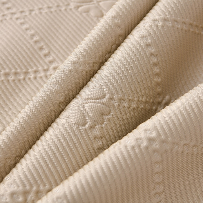 91家纺网 家纺一手货源 找家纺 畅畅家纺 2025新款网红爆款夏季立体冰豆豆凉席床裙款三件套 爱心-咖