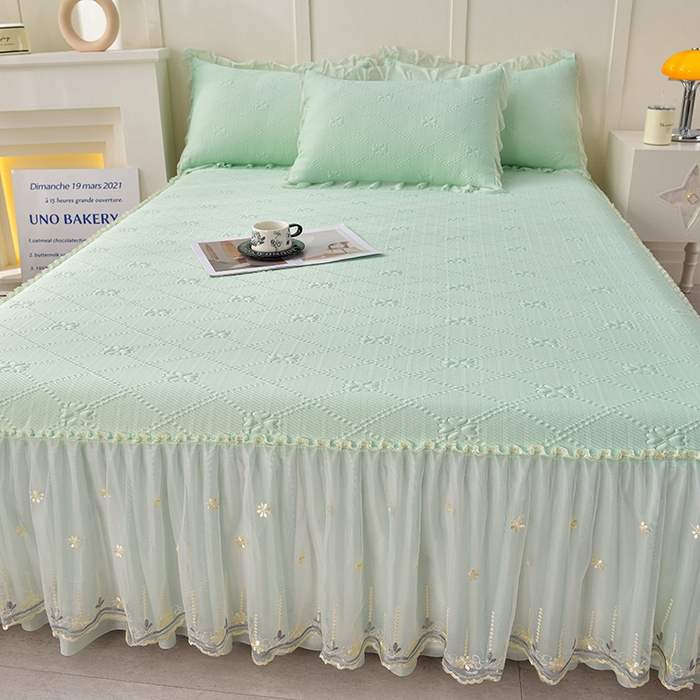 91家纺网 家纺一手货源 找家纺 畅畅家纺 2025新款网红爆款夏季立体冰豆豆凉席床裙款三件套 爱心-浅绿