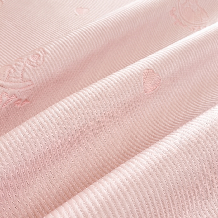 91家纺网 家纺一手货源 找家纺 畅畅家纺 2025新款A类PE提花软席凉感冰豆豆凉席三件套 旋转木马-粉