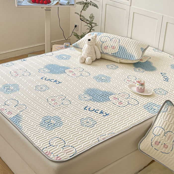 91家纺网 家纺一手货源 找家纺 沐慕 2025新款高克重小清新乳胶凉席-风格一 爱心小兔