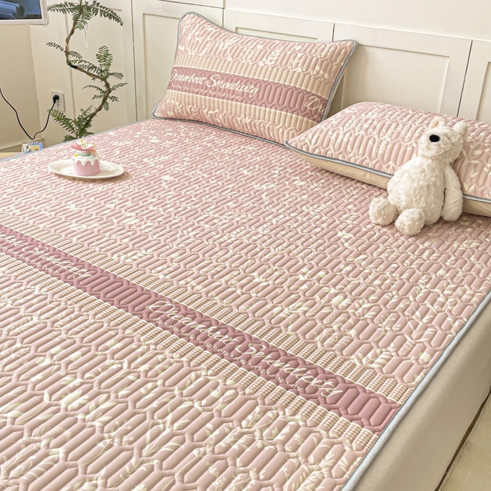 91家纺网 家纺一手货源 找家纺 沐慕 2025新款高克重小清新乳胶凉席-风格一 粉漾花境