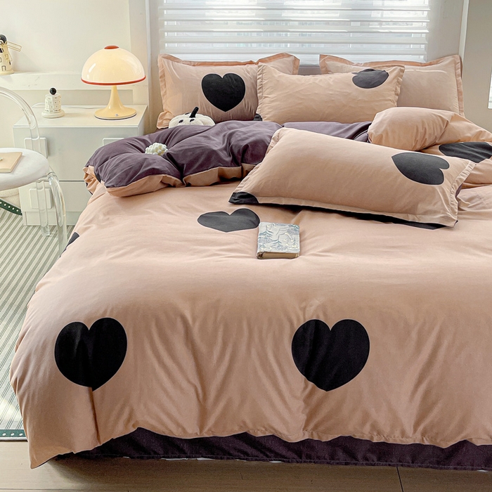 91家纺网 家纺一手货源 找家纺 朵朵家纺 2025新款亲肤水洗棉芦荟棉印花四件套 比心