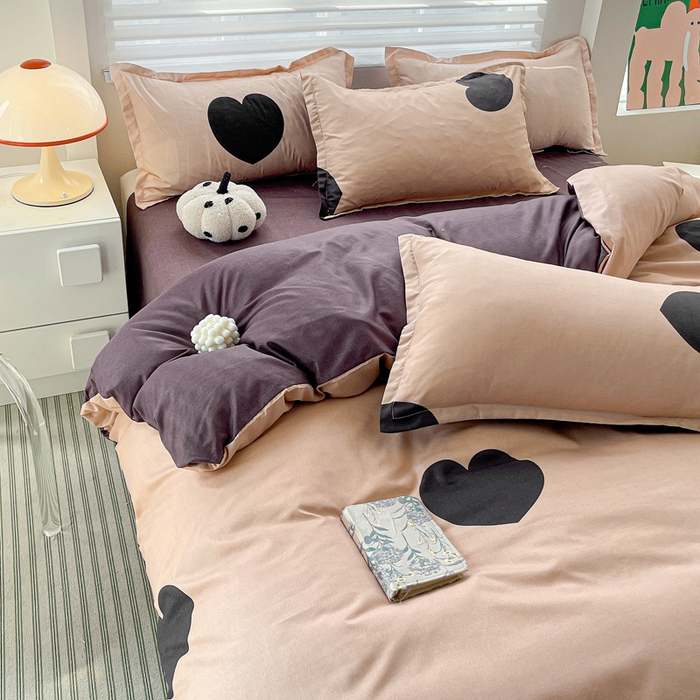 91家纺网 家纺一手货源 找家纺 朵朵家纺 2025新款亲肤水洗棉芦荟棉印花四件套 比心