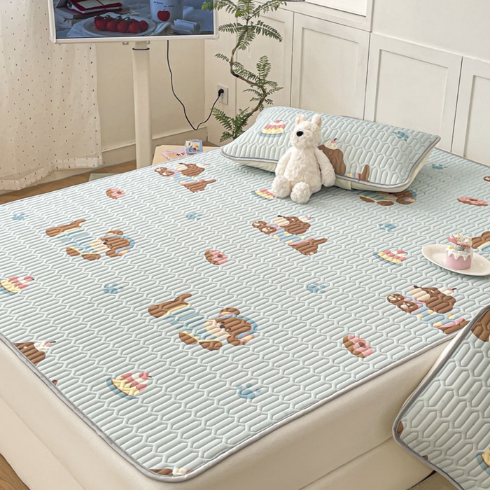 91家纺网 家纺一手货源 找家纺 沐慕 2025新款高克重小清新乳胶凉席-风格一 腊肠狗