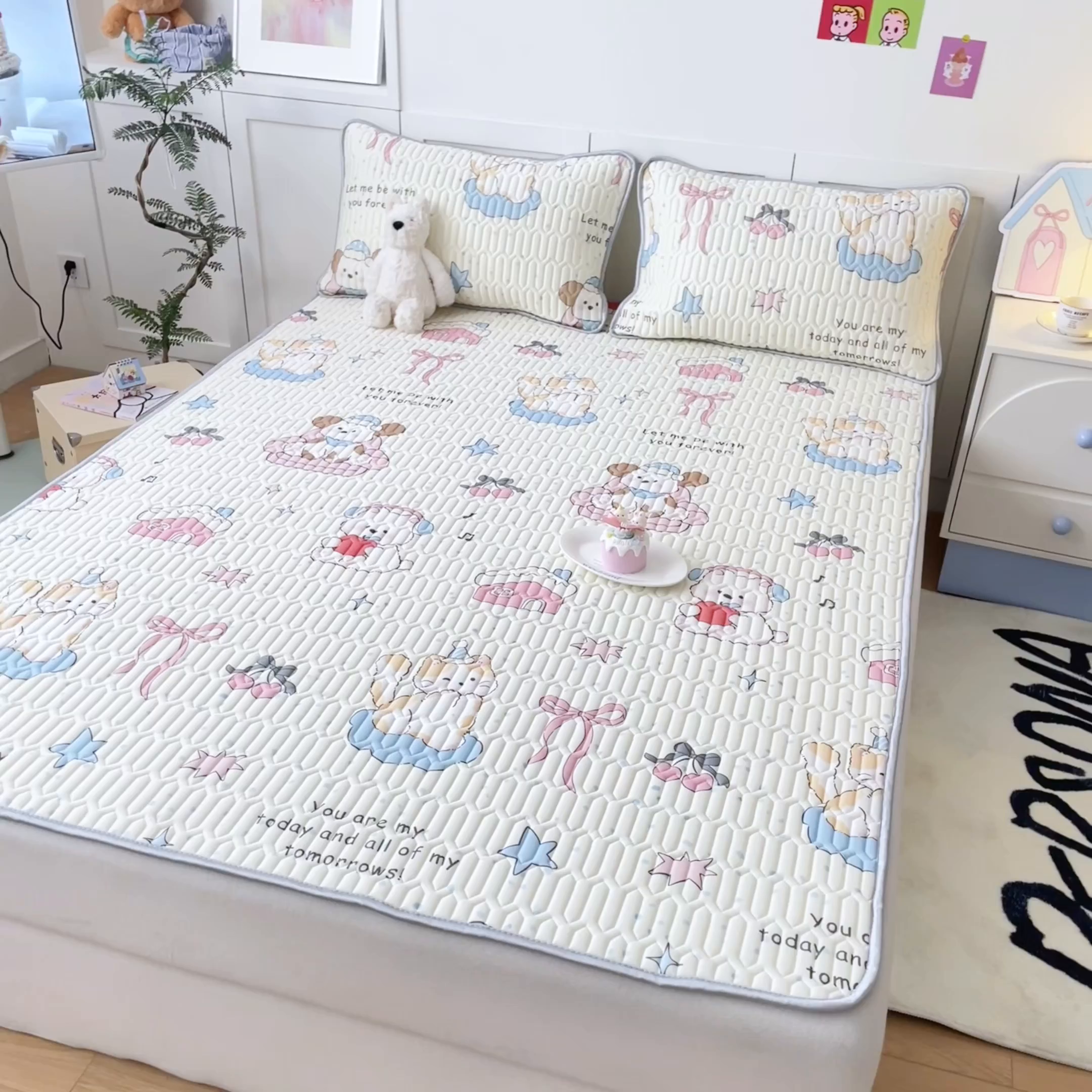 91家纺网 家纺一手货源 找家纺 沐慕 2025新款高克重小清新乳胶凉席-风格一 猫女郎