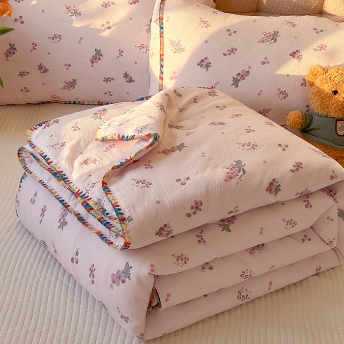 91家纺网 家纺一手货源 找家纺 （总）韩巢家纺 2025夏季新款A类云感双层纱花边款夏被夏凉被空调被薄被子