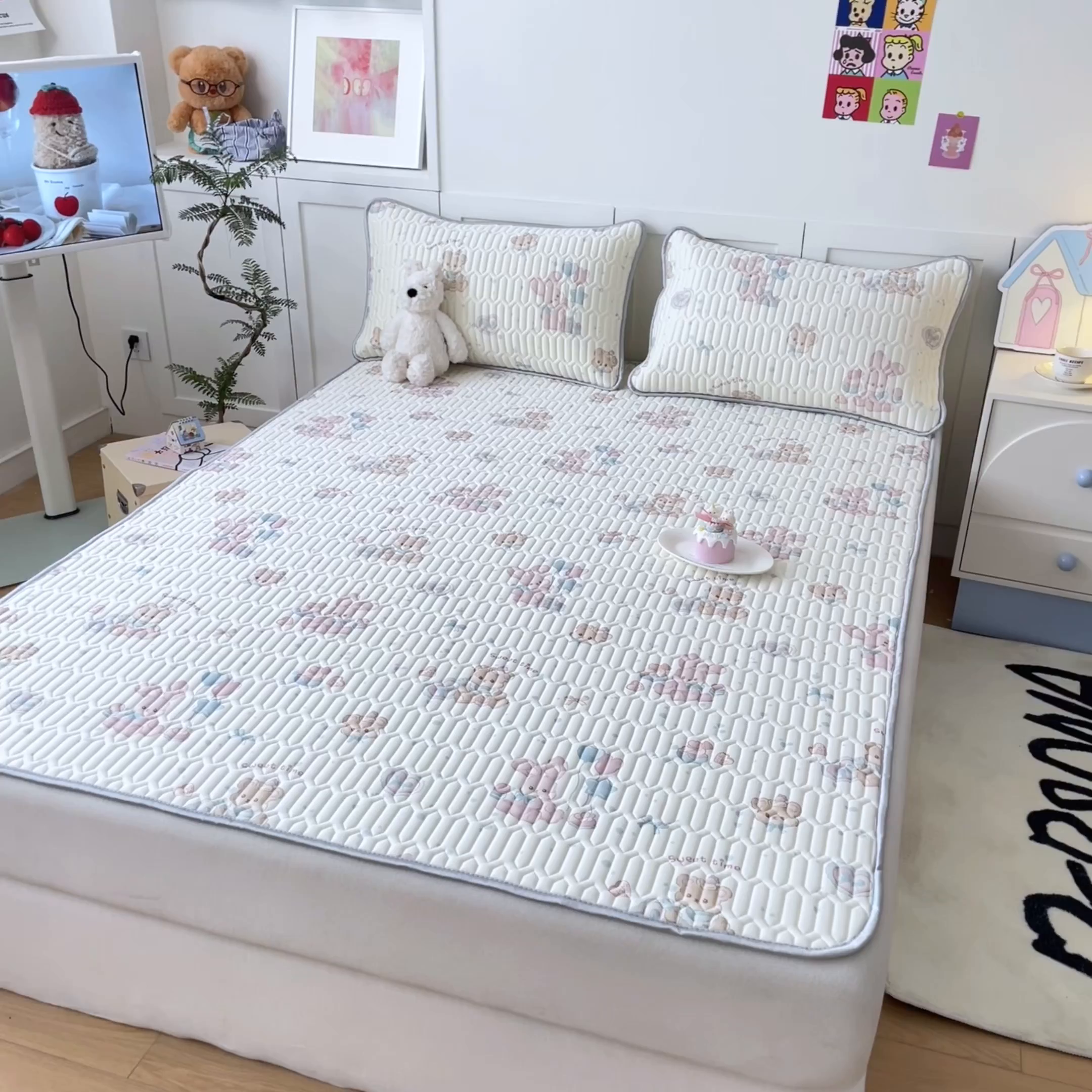 91家纺网 家纺一手货源 找家纺 沐慕 2025新款高克重小清新乳胶凉席-风格一 气球兔兔