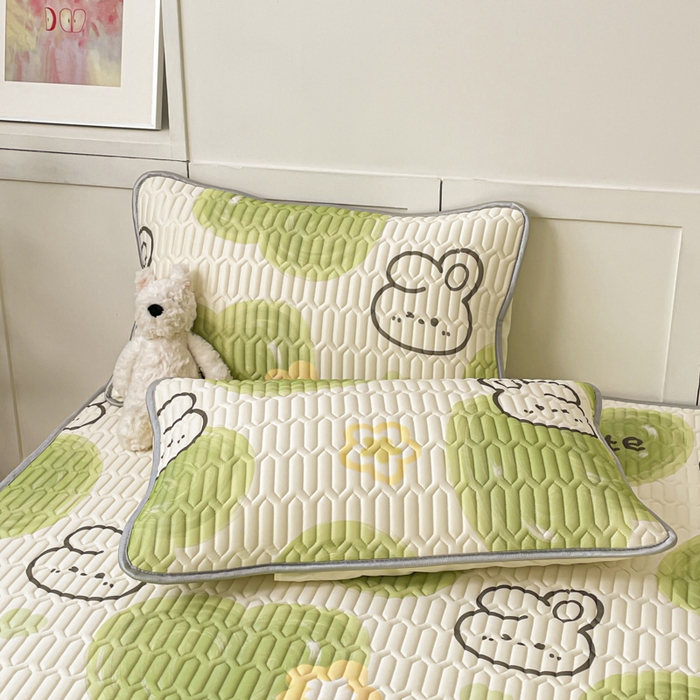 91家纺网 家纺一手货源 找家纺 沐慕 2025新款高克重小清新乳胶凉席-风格一 森系兔