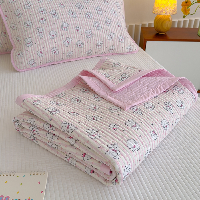 91家纺网 家纺一手货源 找家纺 贝扬思家纺 2025新款双层纱抗菌床盖三件套 粉条小狗印