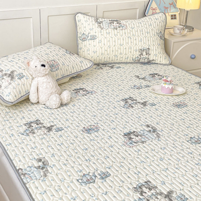 91家纺网 家纺一手货源 找家纺 沐慕 2025新款高克重小清新乳胶凉席-风格一 碎花小猫