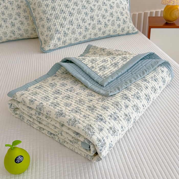 91家纺网 家纺一手货源 找家纺 贝扬思家纺 2025新款双层纱抗菌床盖三件套 春日与玫瑰