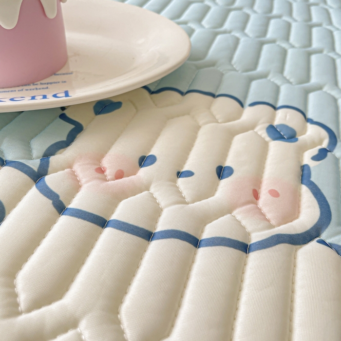 91家纺网 家纺一手货源 找家纺 沐慕 2025新款高克重小清新乳胶凉席-风格一 云朵小熊