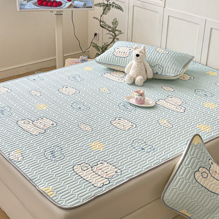 91家纺网 家纺一手货源 找家纺 沐慕 2025新款高克重小清新乳胶凉席-风格一 云朵小熊