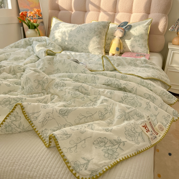 91家纺网 家纺一手货源 找家纺 韩巢家纺 2025夏季新款A类云感双层纱花边款夏被夏凉被空调被薄被子 贝壳边-海像森林