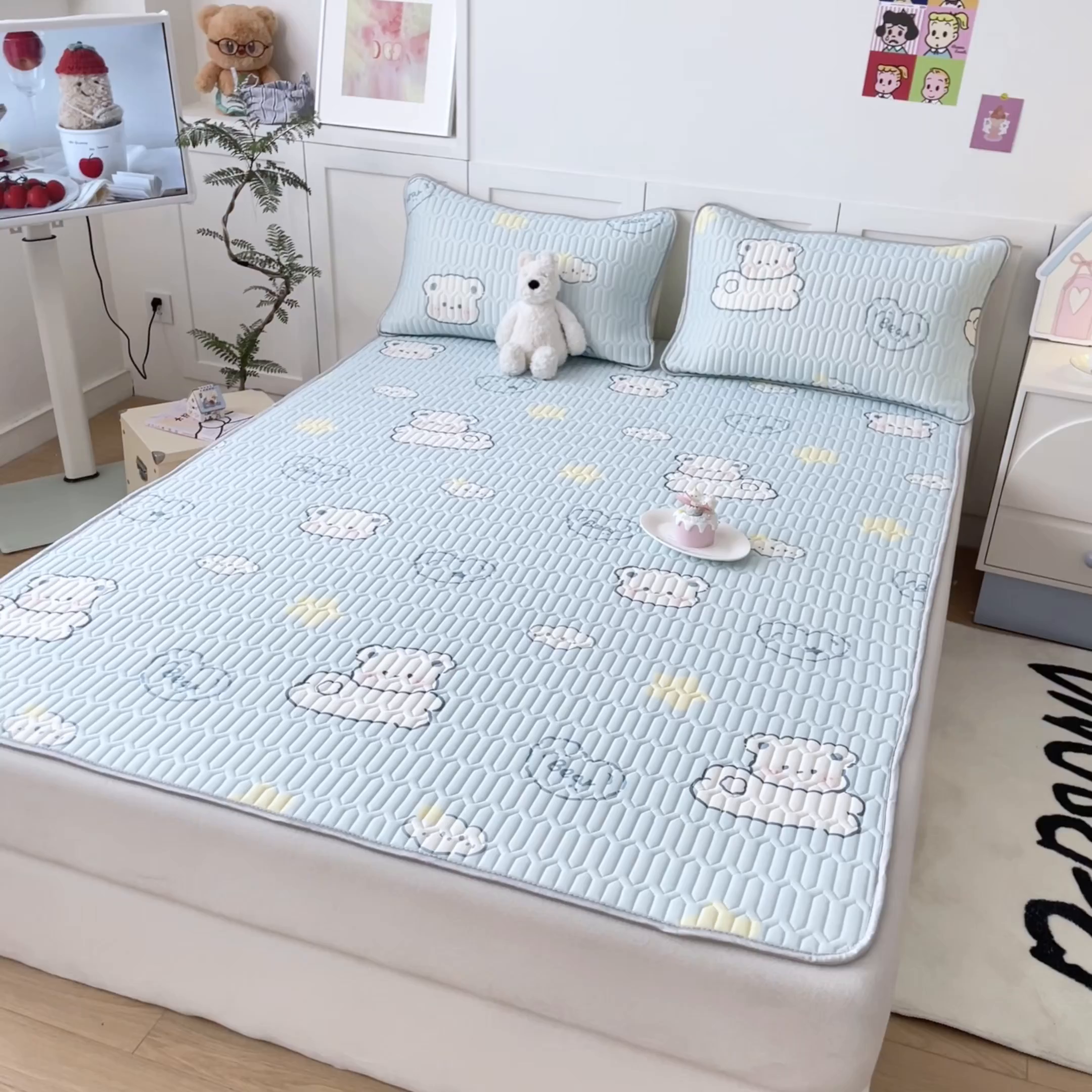 91家纺网 家纺一手货源 找家纺 沐慕 2025新款高克重小清新乳胶凉席-风格一 云朵小熊