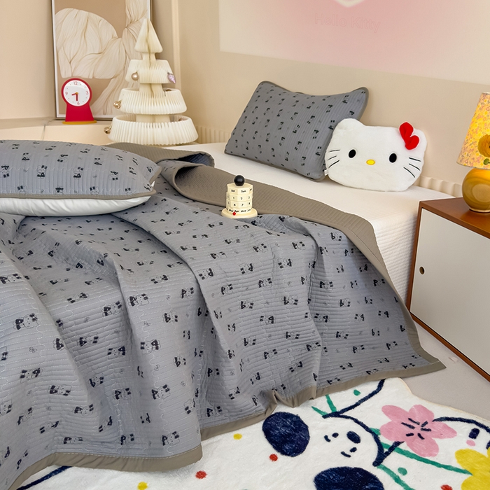 91家纺网 家纺一手货源 找家纺 贝扬思家纺 2025新款双层纱抗菌床盖三件套 呆呆kt