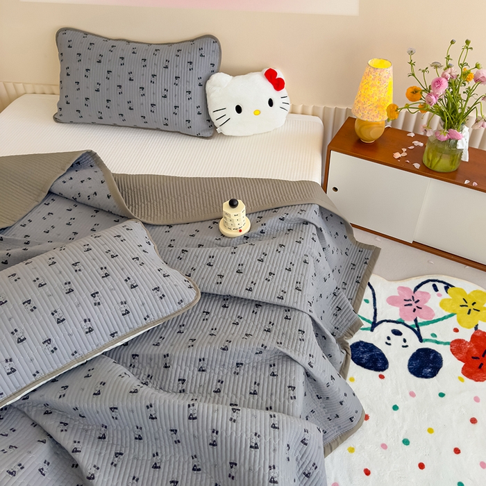 91家纺网 家纺一手货源 找家纺 贝扬思家纺 2025新款双层纱抗菌床盖三件套 呆呆kt