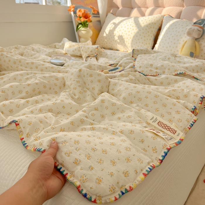 91家纺网 家纺一手货源 找家纺 韩巢家纺 2025夏季新款A类云感双层纱花边款夏被夏凉被空调被薄被子 贝壳边-橘子海