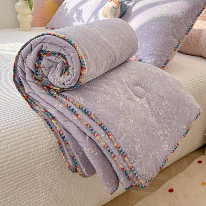 91家纺网 家纺一手货源 找家纺 韩巢家纺 2025夏季新款A类云感双层纱花边款夏被夏凉被空调被薄被子 贝壳边-恋如青柠香