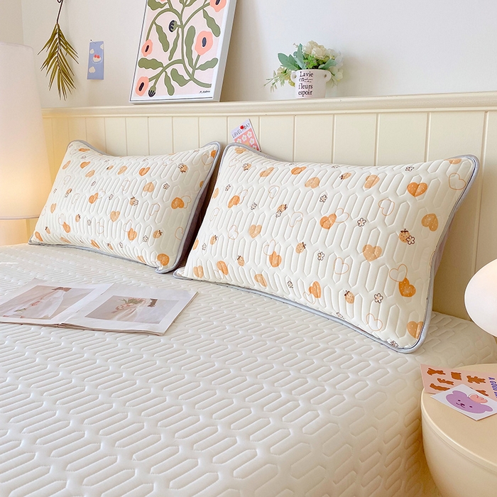 91家纺网 家纺一手货源 找家纺 芯宜佳 2025新款A类凉感丝乳胶单人枕套 爱意满满