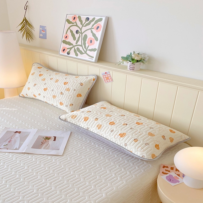 91家纺网 家纺一手货源 找家纺 芯宜佳 2025新款A类凉感丝乳胶单人枕套 爱意满满